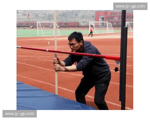 打造完善的裁判培训体系提升竞技水平与赛事公正性